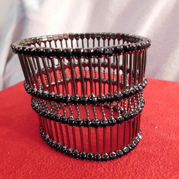 Ladies Ruccini Cuff Bracelet - Picture 2 of 5